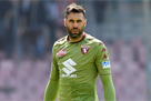 Napoli can sign Sirigu