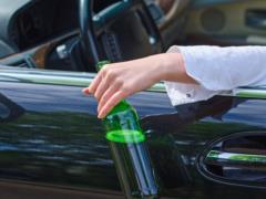 Majors and alcohol at the wheel: Paul s wife drives a car
