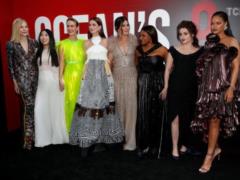 Bullock in feathers and Rihanna in a strange dress: in New York the premiere of  8 Ocean Girlfriends 