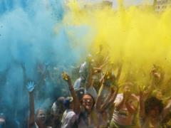 Ukrainians were invited to become lucky to spite Russia
