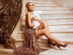 Barbie girl Hilton in rhinestones and leopard dress surprised by a new photo shoot