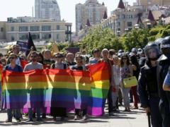 Омбудсмен поддержала право ЛГБТ на свободное выражение своих взглядов