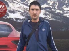 In Kiev, they took red-handedly  ridiculous  autor