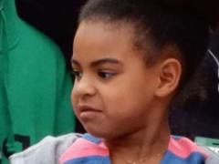 On the web there was a video, like daughter Beyonce and Jay Zee reacted to pictures of naked parents