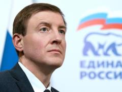  United Russia  will discuss the pension form with the population