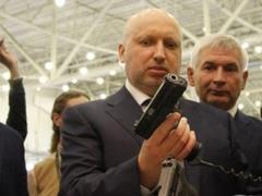 Закон о нацбезопасности приблизил Украину к НАТО - Турчинов