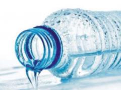 In the heat before going to bed you need to drink a glass of clean water - a doctor