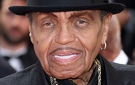 Michael Jackson s father was hospitalized with a fatal diagnosis