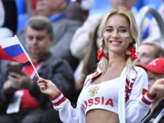 The most beautiful cheerleader was doused with mud
