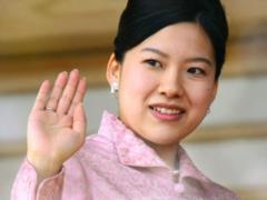 The Japanese princess abdicated from the throne for the sake of a wedding with a  commoner 
