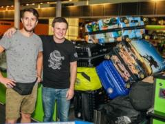 Dmitry Komarov showed how he flew a business class to a new expedition