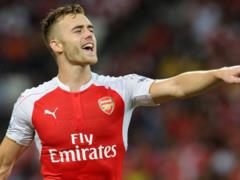 Arsenal to extend contract with Chambers - BBC