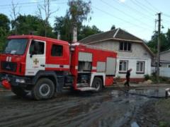 In Chernigov, walls in two houses collapsed