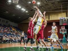 Ukrainian basketball players lost the home of Latvia in the 2014 World Cup qualifier