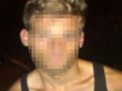 В Киеве прохожие задержали иностранца, ограбившего девушку