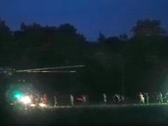Операция по спасению детей, застрявших в пещере в Таиланде, приостановлена на 10 часов