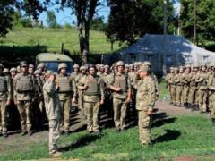 В Харькове будущие офицеры запаса отрабатывают армейские навыки