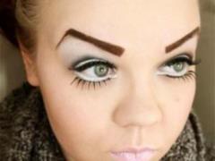 Top-9 beauty mistakes, because of which you look neglected