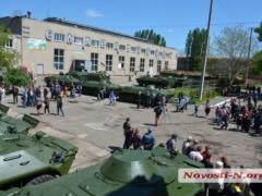Mass media: workers of Mykolaiv armored factory do not pay wages for 3 months already