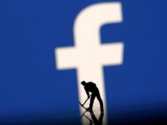 The social network s giants agreed to simplify the transfer of user data between services