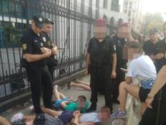Фанати  Динамо  і  Шахтаря  побилися на пляжі в Одесі