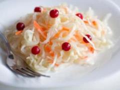 Sour cabbage for weight loss: the daily norm of vitamins in one spoon