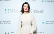Dasha Astafieva starred topless without makeup