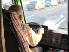 Під Києвом водій маршрутки побив поліцейського