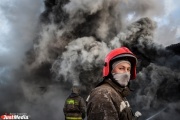 In the Sverdlovsk region burned two large abandoned buildings