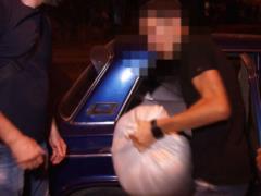 In Odessa, a group of intruders who steals rape from freight trains