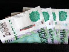 Рублю грозит черный август