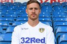 Wolverhampton released Leeds defender Scotland