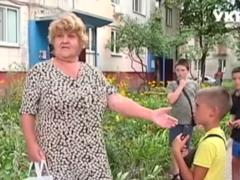  Бабки-террористки : как выглядят старушки, кроющие матом детей в Харькове