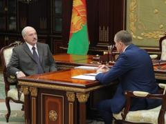 Lukashenko suddenly appeared after the  stroke 