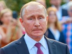 Putin decides disputes in the West