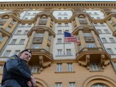 The Guardian: Выявлена шпионка, работавшая в посольстве США в Москве