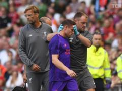 Scattered forehead and 15 stitches: Liverpool footballer suffered a terrible injury in a friendly match