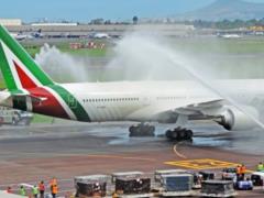Самолет Alitalia совершил экстренную посадку на севере Японии