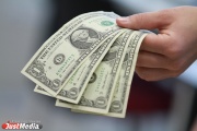 Из-за новых американских санкций биржевой курс доллара преодолел отметку в 65 рублей