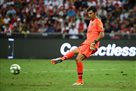 Buffon makes his debut in League 1 in a match against Kahn