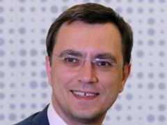 Omelyan drives Ukrainian migrant workers from Russia home