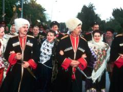 Розкрито таємницю весільного подарунка Путіна