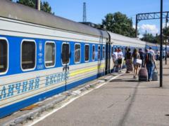 Добивают страну: Украина отрезает себя от всего мира