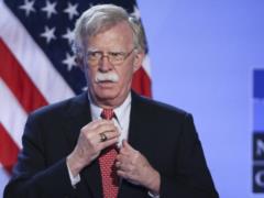 Cоветника Трампа обвинили в связи с российской шпионкой