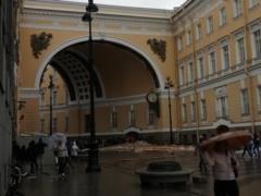На Дворцовой площади в Петербурге случилось ЧП