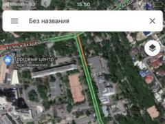 В Одессе на Гагаринском плато снова рубили деревья