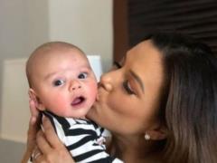Young mother Eva Longoria without makeup crossed the ocean with a three-month-old son