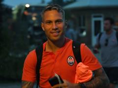 Miner arrived for the match against Alexandria