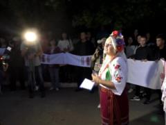 Под Харьковом сложили гигантский рушник