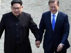 Leaders of the two Koreas held the first talks